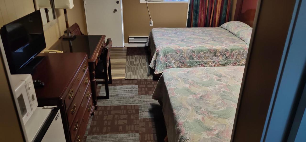Gold Pan Motel Quesnel Luaran gambar