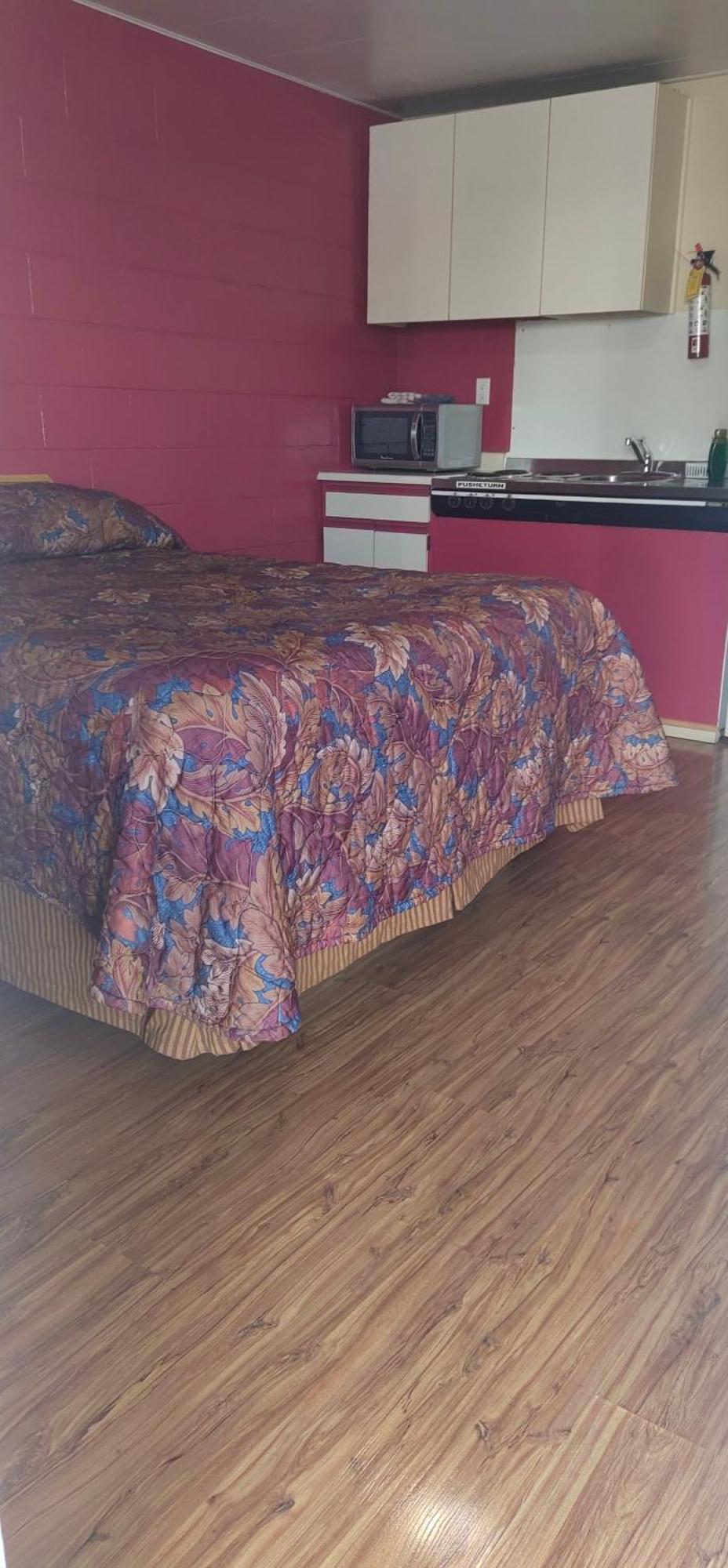 Gold Pan Motel Quesnel Bilik gambar