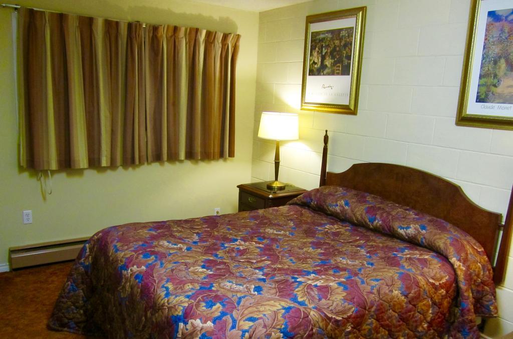 Gold Pan Motel Quesnel Luaran gambar