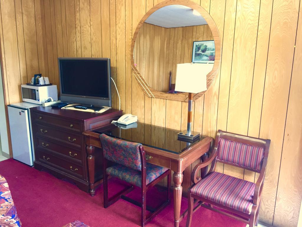 Gold Pan Motel Quesnel Luaran gambar